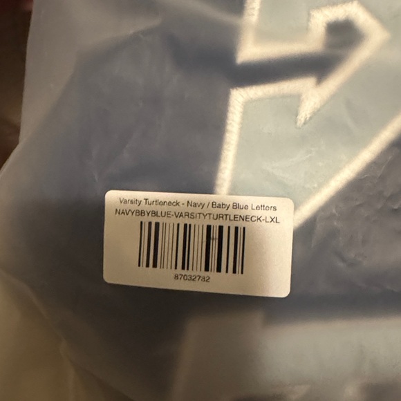 Parke Holiday varsity turtleneck sweatshirt - Picture 4 of 4